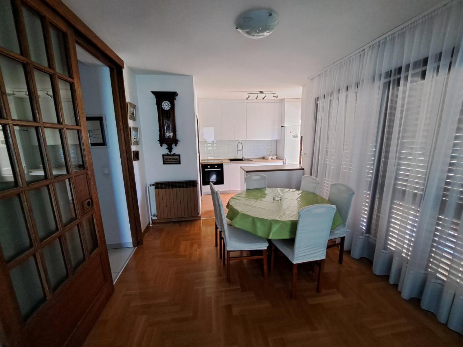 Apartmani Maver Sveti Filip i Jakov Eksteriør bilde